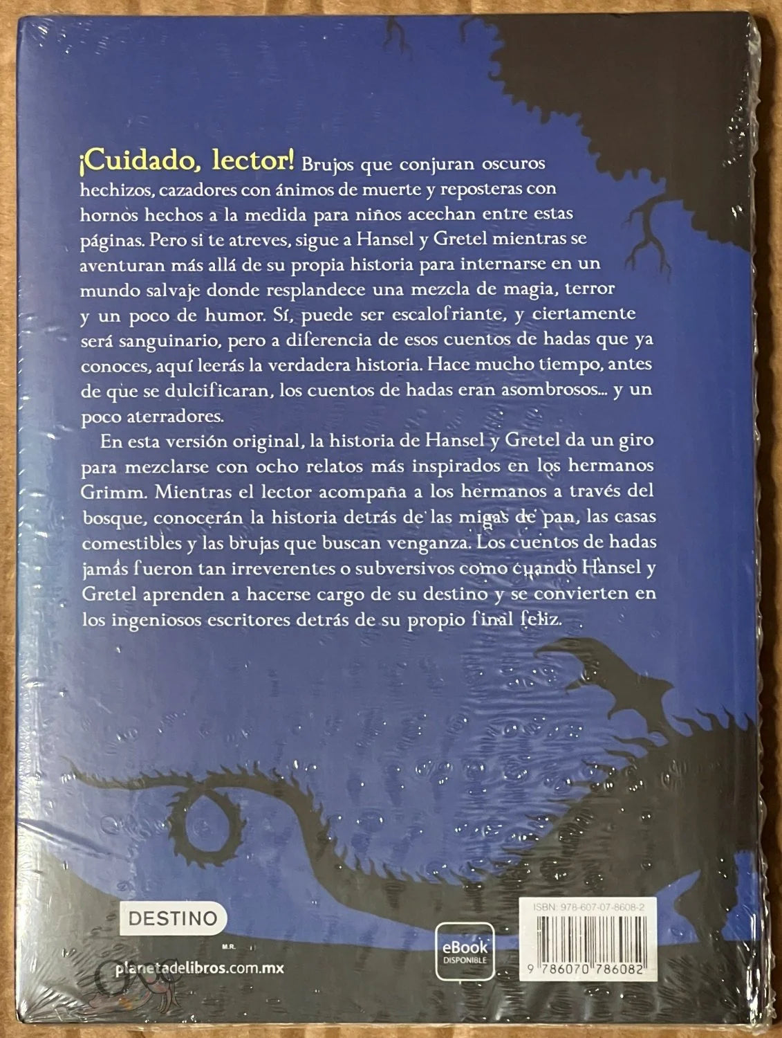 Cuentos lúgubres del Reino de Grimm by Adam Gidwitz (Spanish Version: A Tale Dark & Grimm)