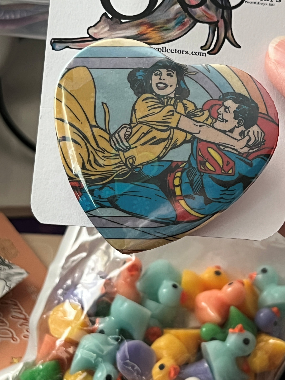 57mm Lois Lane and Superman Heart Button Pinback - Hearts Holographic