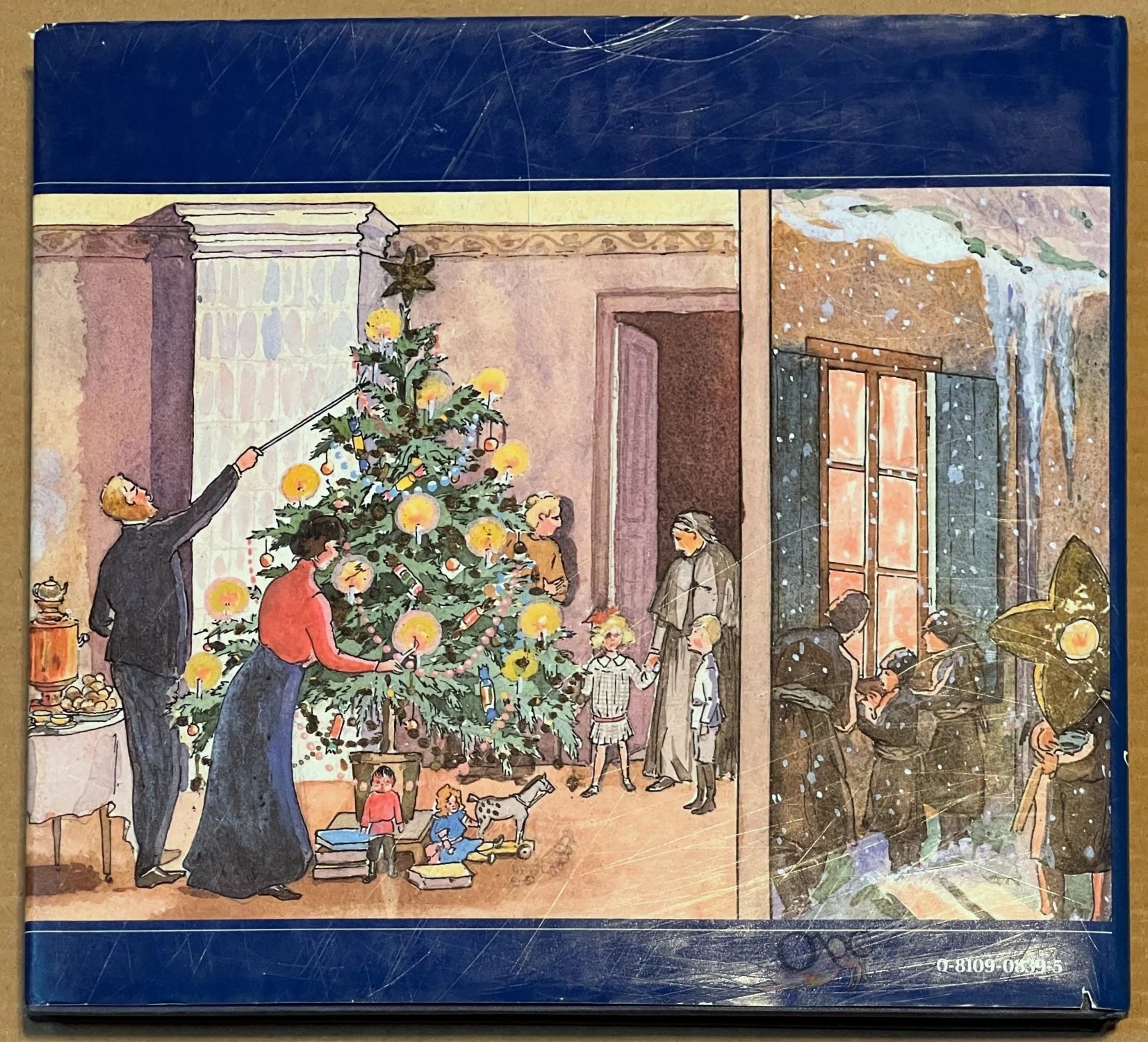 On the Estate: Memoirs of a Russian Lady: Drawings and Tales of Life Before the Revolution by Mariamna Davydoff Selected and Edited by Olga Davydoff Dax